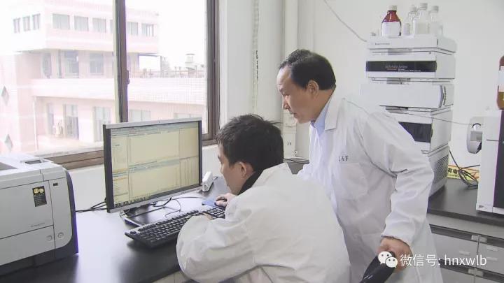 三牛娱乐集团,长沙杀虫剂,长沙光气衍生物,长沙氨基酸保护剂,长沙锂离子电池材料